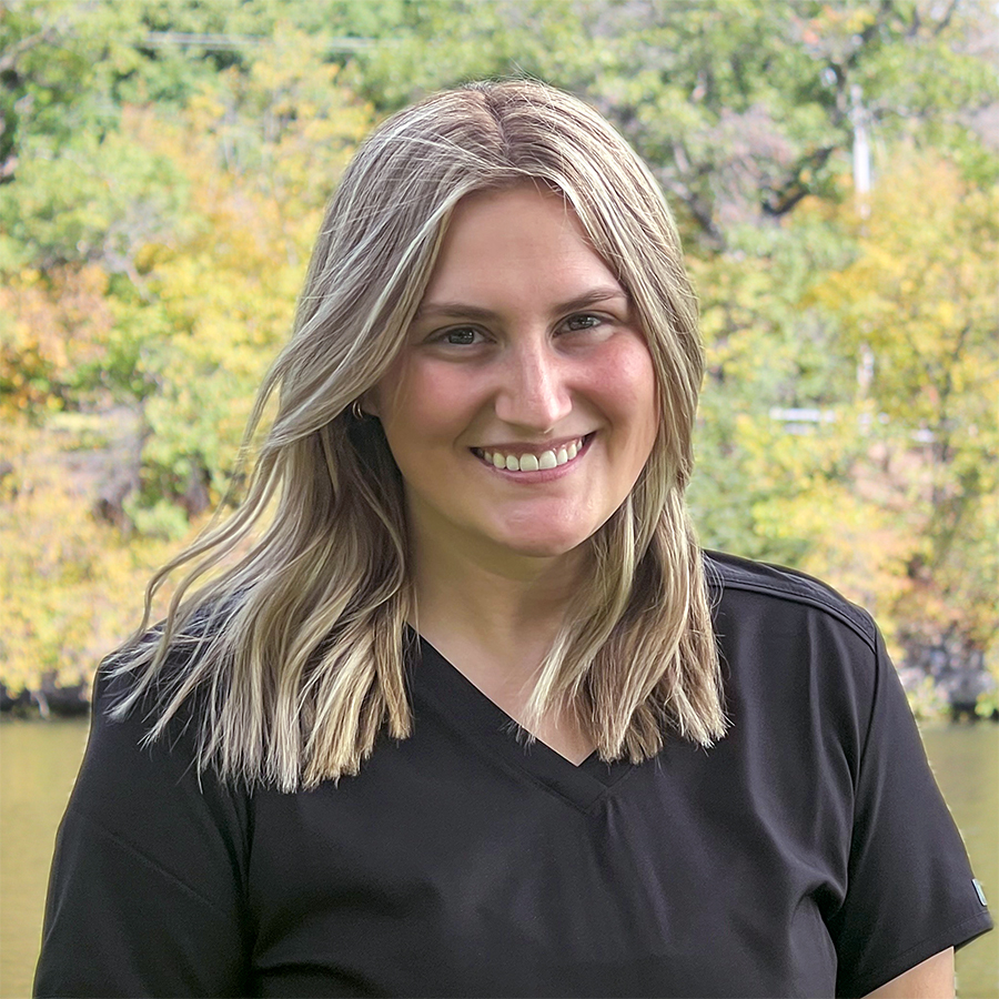 Ellie-Registered-Dental-Assistant